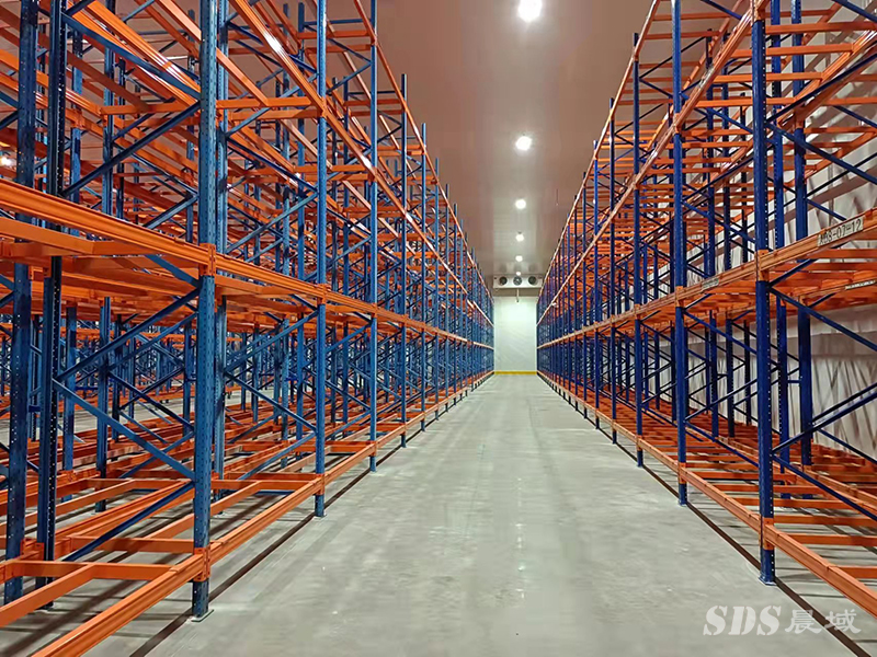 冷庫貨架(雙深度貨架) 冷庫貨架(雙深度貨架)